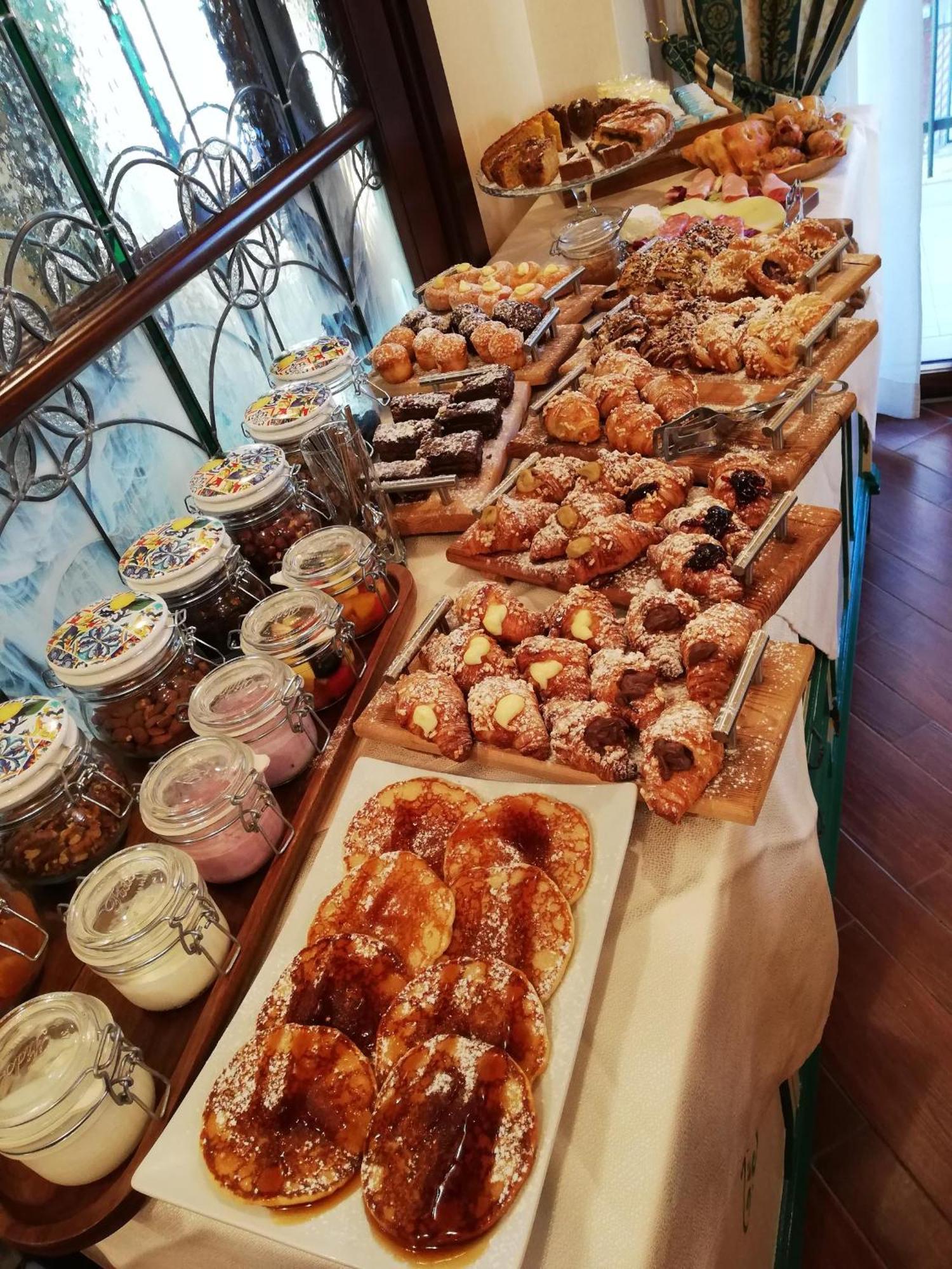Hotel Petite Fleur Roccaraso Kültér fotó